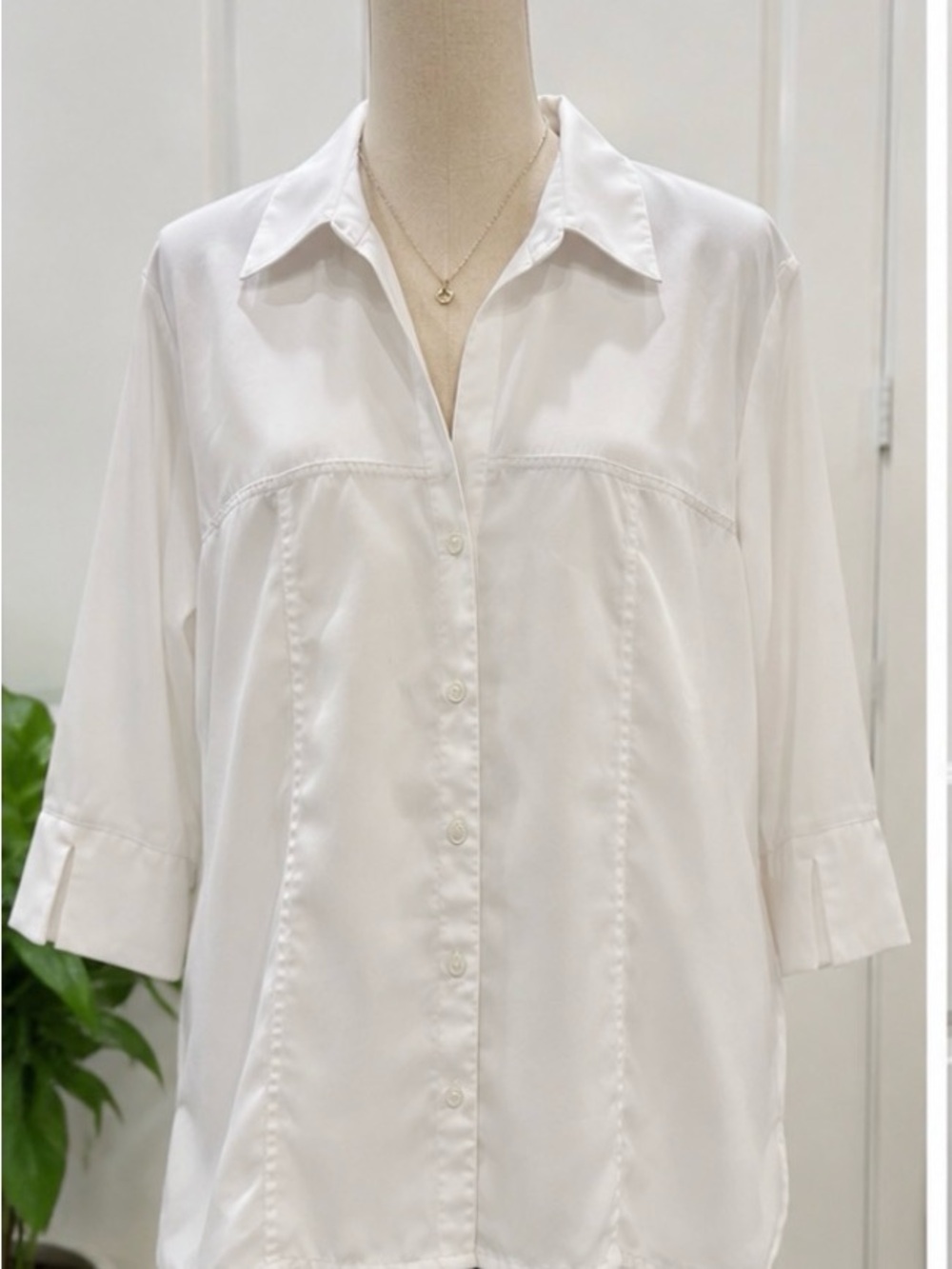 Bon Worth White Button-Down Tunic Shirt
